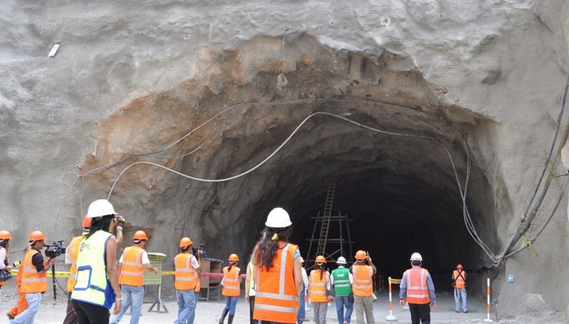 Alcaldesa de Lima, Susana Villarán inspecciona el tramo de Villa el Salvador a Chorrillos en el Metropolitano