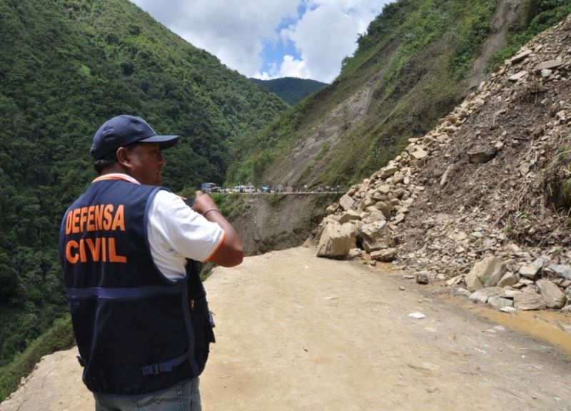 Carretera ayacuchana Ccentabamba-Machente, en el Valle de los Ríos Ene y Apruímac (VRAE) fue afectada por deslizamiento