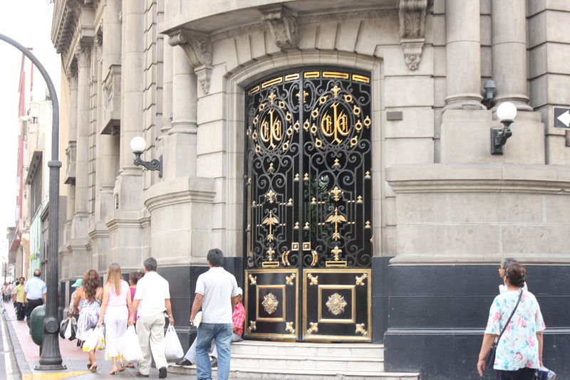 El decano y glorioso diario 'El Comercio' tiene 170 años como institución nacional y líder en la prensa peruana.
