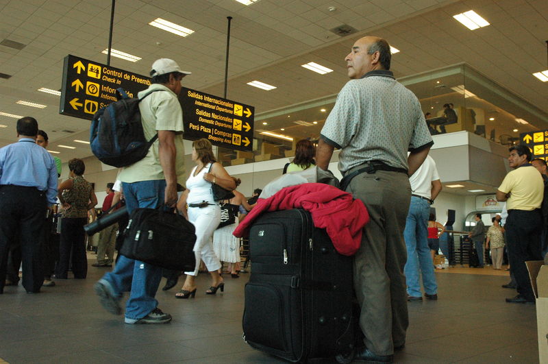 El Aeropuerto Internacional Jorge Chávez fue elegido por tercer año consecutivo el Mejor Aeropuerto de América del Sur en el 2011.