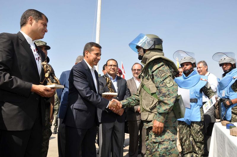 Ollanta Humala da la bienvenida a su homólogo  de Ecuador Rafael Correa e inauguran Gabinete binacional en la ciudad de Chiclayo.