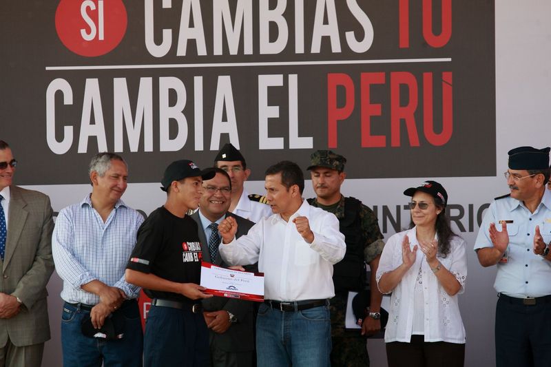 Ollanta Humala asistió al lanzamiento del Programa 'Beca 18' para egresados del Servicio Militar Voluntario en Senati.