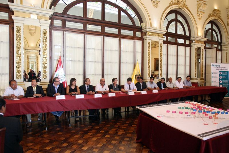 Susana Villarán presentó los resultados de interesados en participar en los Corredores Complementarios del Sistema Integrado de Transporte.