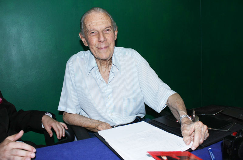 Antonio Espinoza Laña, fundador del PPC, concediendo una entrevista a Generaccion.com.