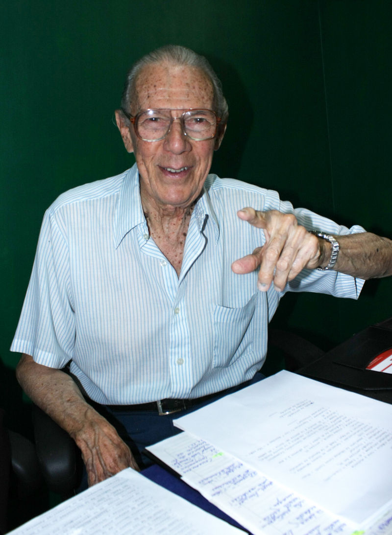 Antonio Espinoza Laña, fundador del PPC, concediendo una entrevista a Generaccion.com.