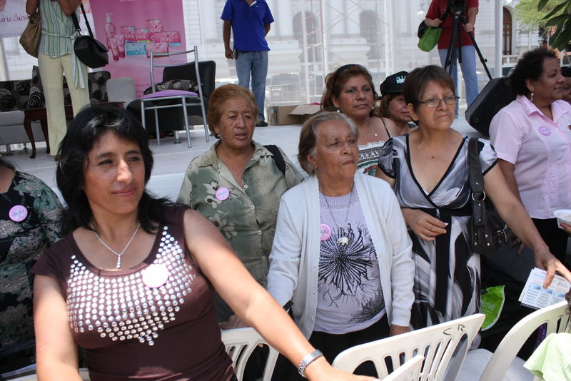 Cecilia Tait Villacorta realizó hoy el evento 'Es tu día, disfrútalo' en el Palacio Legislativo por el Día Internacional de la Mujer