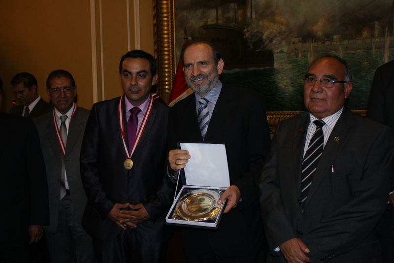 Ceremonia de presentación del Premio Internacional a la Excelencia 2012 ceremonia organizada por la Confederación Nacional de Comerciantes - CONACO