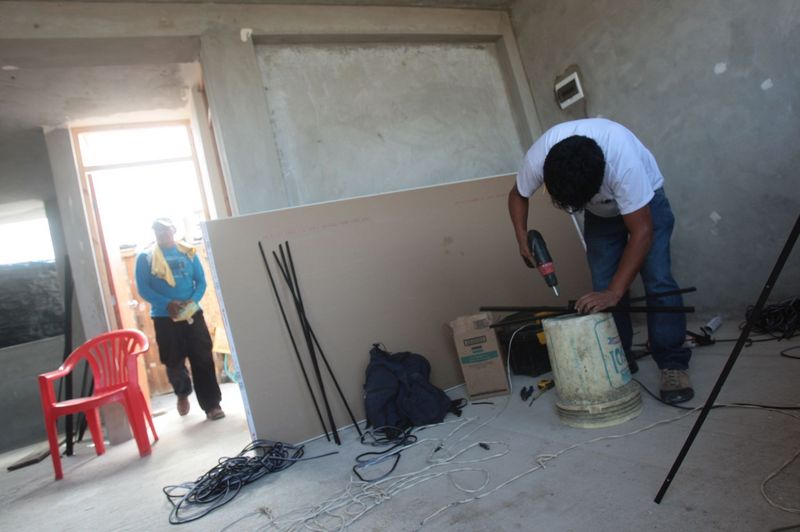 Viviendas construidas por el fondo Mi Vivienda Techo Propio en el distrito Túpac Amaru de la provincia de Pisco