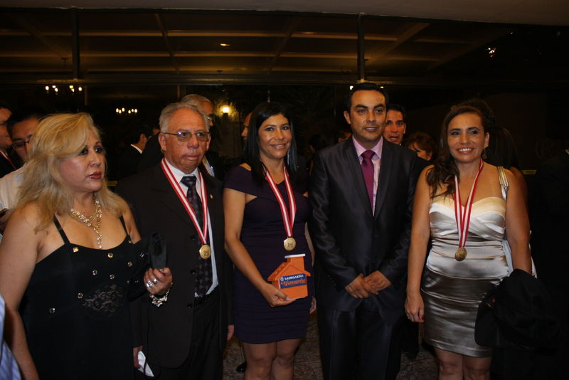 Director de la ladrillera el Diamante Rolando Linares Linares en la presentación del Premio Internacional a la Excelencia 2012- CONACO