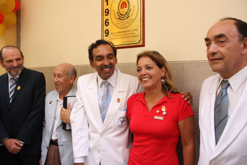 Dr., Dante Aliaga, Director de administración del hospital arzobispo Loayza