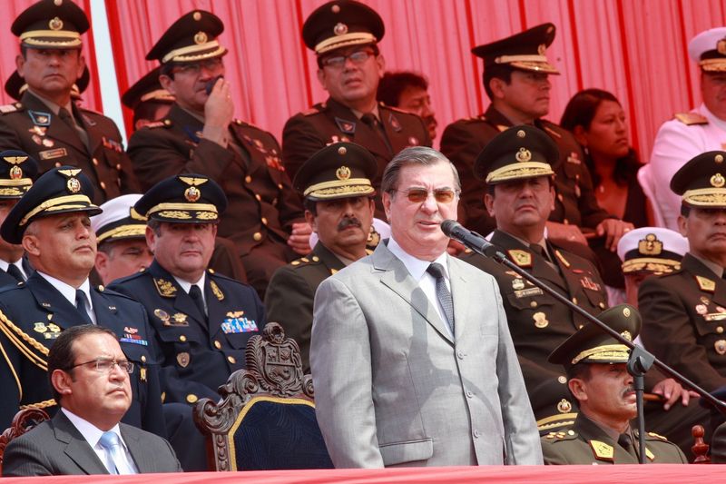 Condecoran con la Medalla al Combatiente Mariscal Andrés Avelino Cáceres a 34 oficiales y subalternos del Ejército que participaron en la captura ?Artemio?.