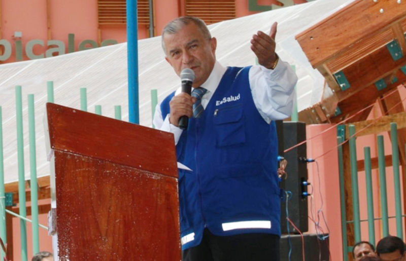 Presidente de Essalud, Dr. Álvaro Vidal, pone en funcionamiento hospital que atenderá 54 mil asegurados en La Merced