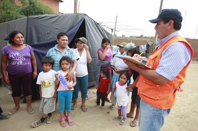 Continuan los trabajos de limpieza por el desborde del río Huaycoloro en Chosica