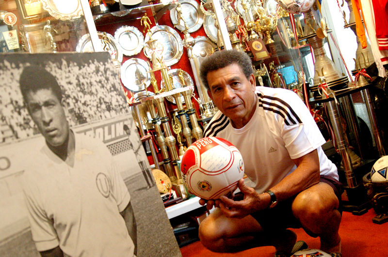 El ex futbolista Héctor Chumpitaz, uno de los máximos exponentes en la historia del fútbol peruano