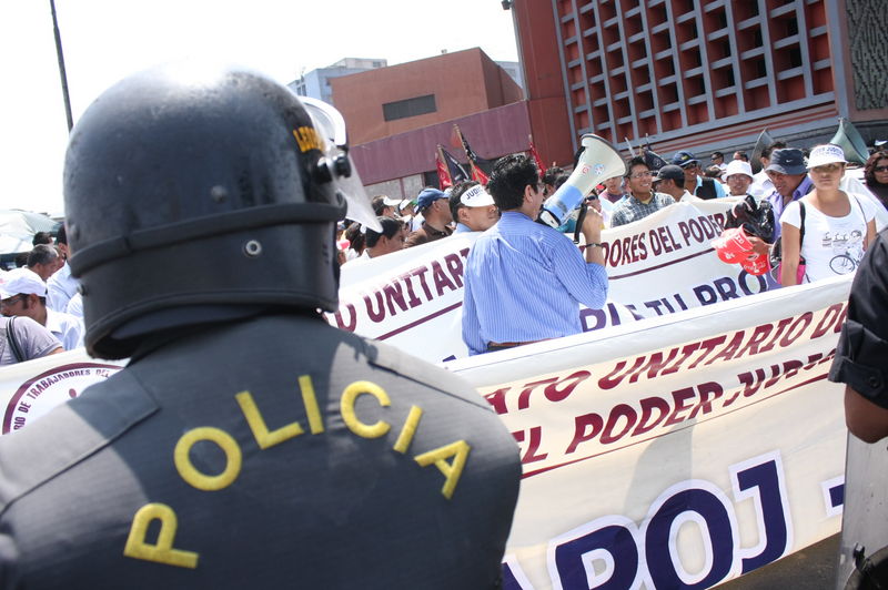 Trabajadores del Poder Judicial iniciaron una huelga de 24 horas a nivel nacional