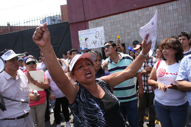 Trabajadores del Poder Judicial iniciaron una huelga de 24 horas a nivel nacional