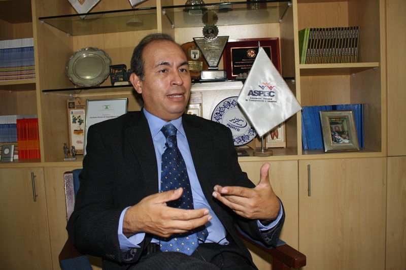 Crisólogo Cáceres, presidente de la Asociación Peruana de Consumidores y Usuarios (ASPEC)