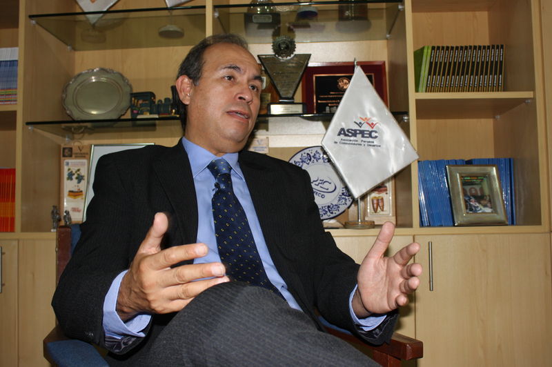 Crisólogo Cáceres, presidente de la Asociación Peruana de Consumidores y Usuarios (ASPEC)