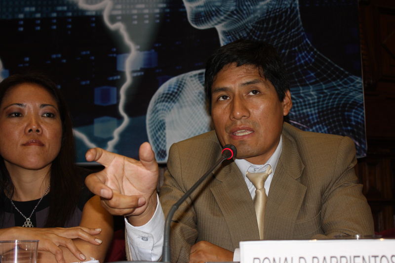 Conversatorio sobre Innovación para el futuro se efectuó en la sala Raúl Porras Barrenechea  organizada por el congresista Mesías Guevara Amasifuén