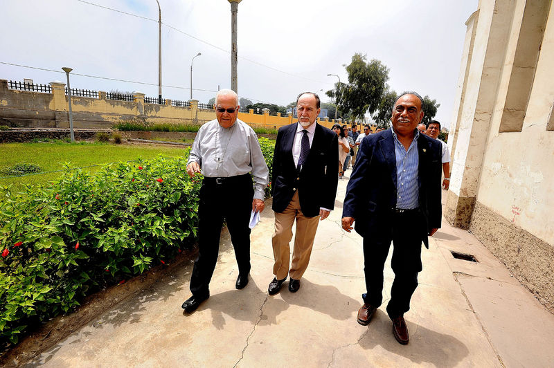 Congresista Martín Belaunde Moreira realizó visita de inspección al Puericultorio Pérez Araníbar