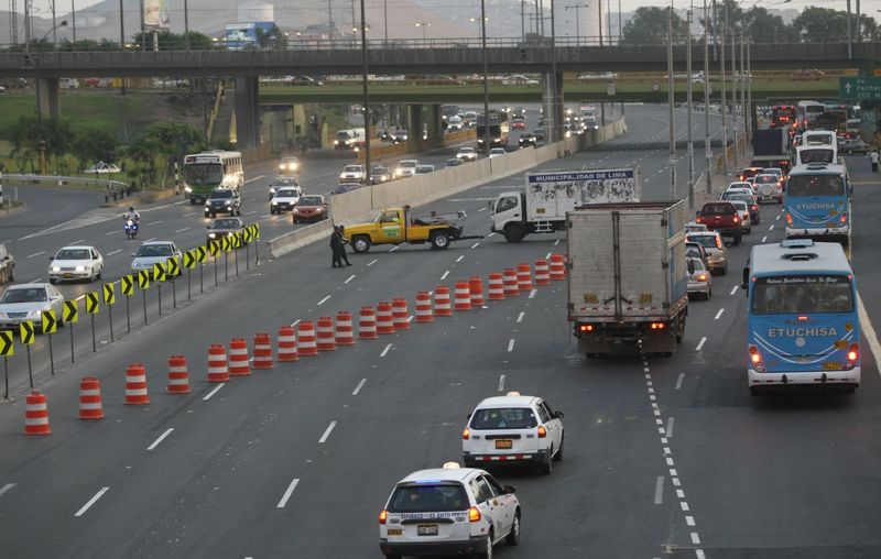 Desvío del tránsito vehicular en San Juan de Lurigancho: Se inician obras de construcción del Segundo Tramo de la Línea 1 del Tren Eléctrico