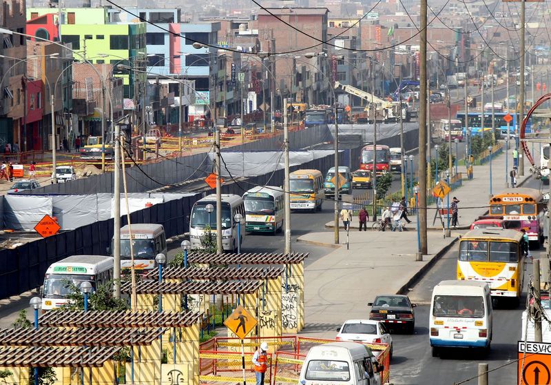 Desvío del tránsito vehicular en San Juan de Lurigancho: Se inician obras de construcción del Segundo Tramo de la Línea 1 del Tren Eléctrico