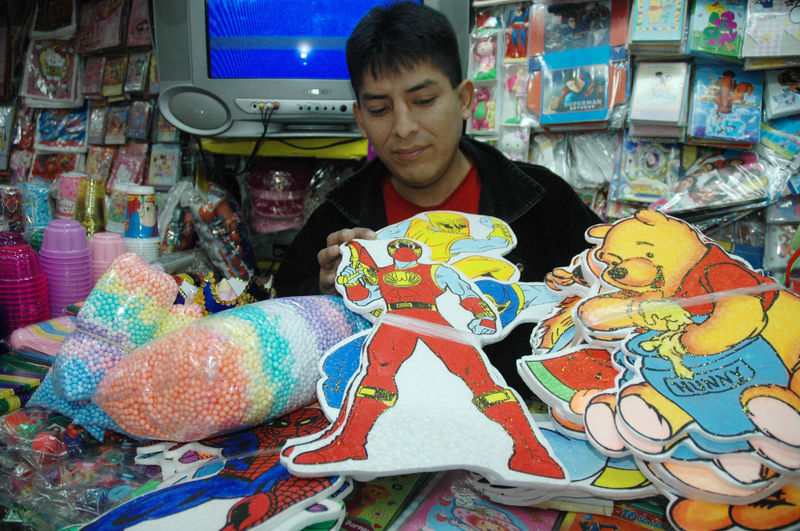 Aprenda como hacer Piñatas desde la comodidad de su hogar o, por qué no, desde su centro de trabajo