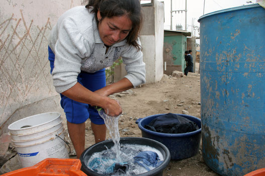 Lomo de Corvina es un  Asentamiento Humano en Villa El Salvador