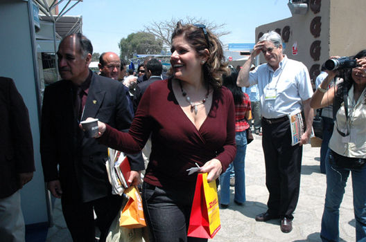 La Ministra Mercedes Aráoz en conferencia con la prensa
