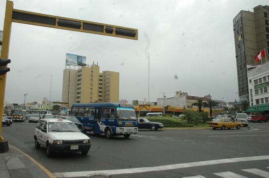 Parque Kennedy, Ovalo Gutiérrez