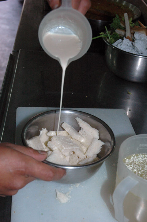 Sepa cómo preparar el ají de gallina