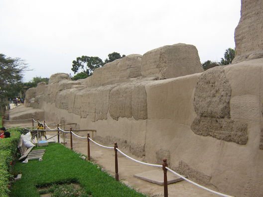 Huaca Maranga
