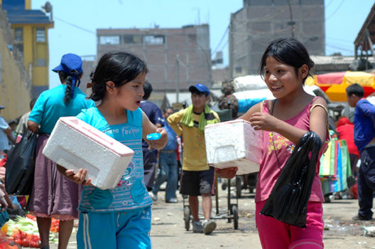 Niños en pobreza extrema en el Perú