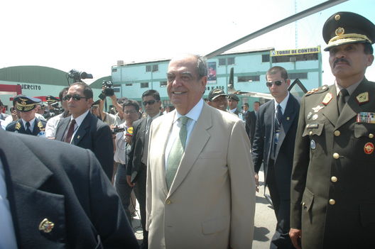 Ministro de Defensa  Jaime Thorne León