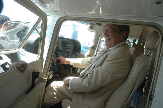 Ministro de Defensa  Jaime Thorne León