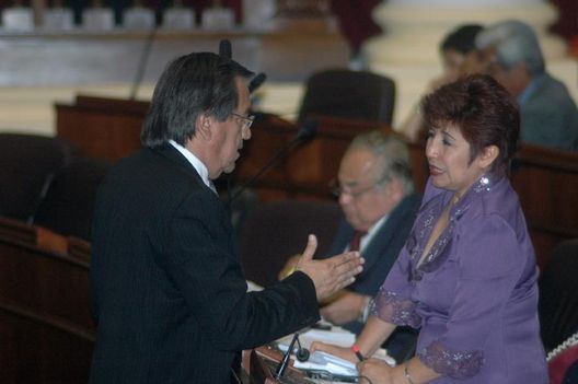 Congresista en el pleno del congreso