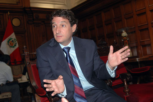 Congresista  Renzo Reggiardo
