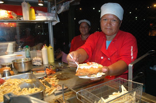 Vendedoras de Pollo Broaster
