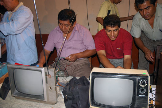 Tecnicos Electricistas