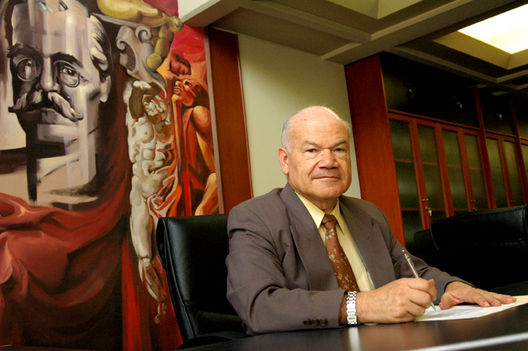 Rector de la Universidad  Ricardo Palma