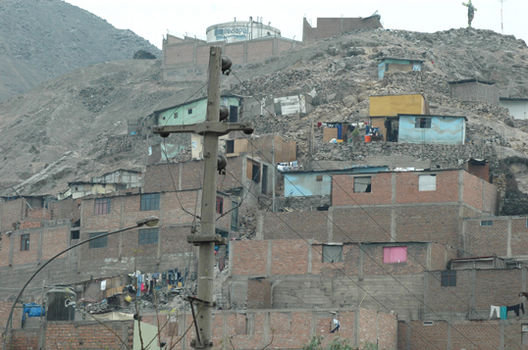 Viviendas en el Cerro de San Juan de Lurigancho