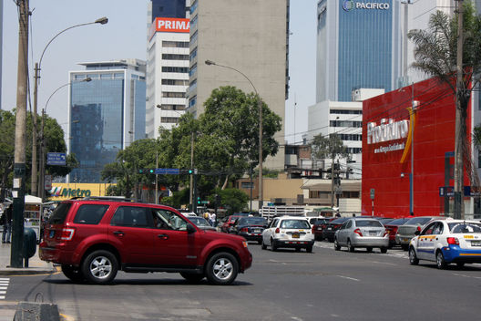 Avenida Rivera Naverrete  San Isidro