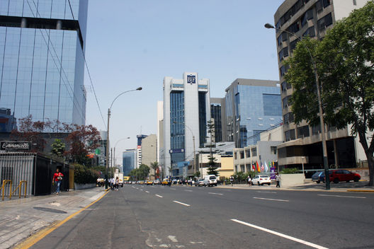 Avenida Rivera Naverrete  San Isidro