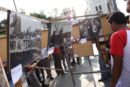 Muestra Fotografica sobre el Terrorismo en la Plaza San Martin