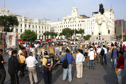 Muestra Fotografica sobre el Terrorismo en la Plaza San Martin