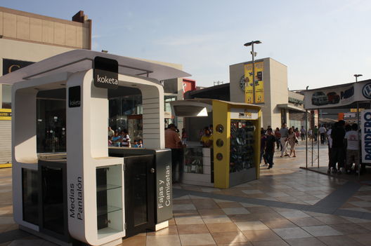 Mega plaza del Cono Norte