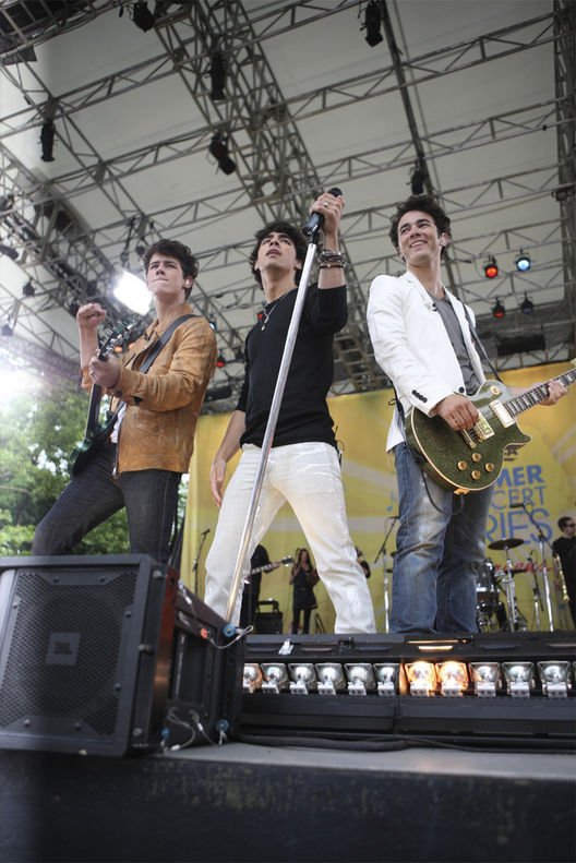 Los Jonas Brothers ofrecerán conciento en Lima