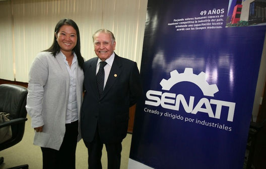 Keiko Fujimori Visita  Senati