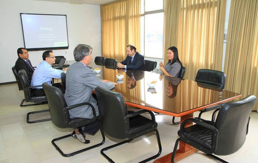 Keiko Fujimori Visita Tecsup