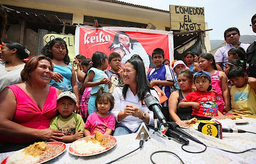 Keiko Fujimori en Comas